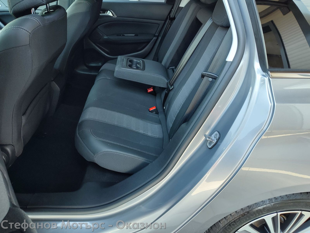 Peugeot 308 4-вр. Комби 131к.с. Дизел - автомобили, коли, обяви за нови и употребявани 12