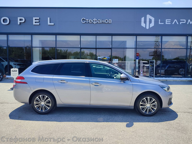Peugeot 308 4-вр. Комби 131к.с. Дизел - автомобили, коли, обяви за нови и употребявани 4