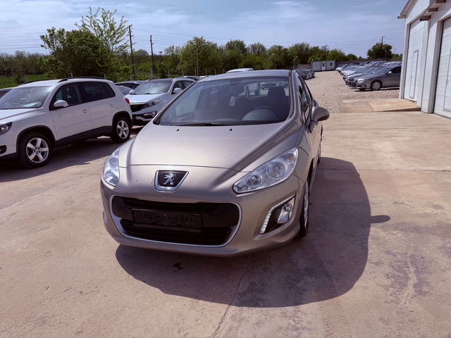 Peugeot 308 1.6hdi * 150000km* NOVA* - автомобили, коли, обяви за нови и употребявани 0