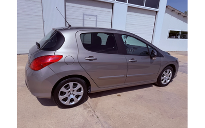 Peugeot 308 1.6hdi * 150000km* NOVA* - автомобили, коли, обяви за нови и употребявани 12