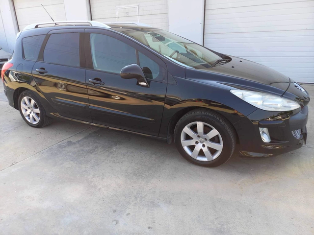 Peugeot 308 1.6i * BRC* Navi* Panorama* UNIKAT* - автомобили, коли, обяви за нови и употребявани 12