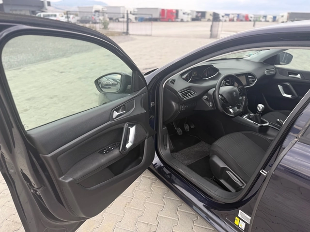 Peugeot 308 1.6hdi - автомобили, коли, обяви за нови и употребявани 8