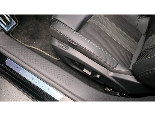 Peugeot 308 | Панорама | Кожа | Подгрев | Навигация - автомобили, коли, обяви за нови и употребявани 9