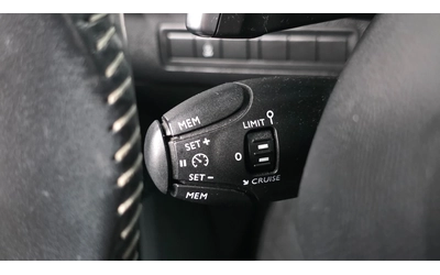 Peugeot 308 SW 1.6 BlueHDi Allure Auto - автомобили, коли, обяви за нови и употребявани 13