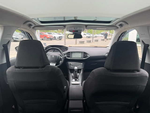 Peugeot 308 1.6 - автомобили, коли, обяви за нови и употребявани 12