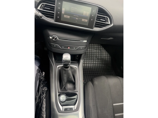 Peugeot 308 1.6 - автомобили, коли, обяви за нови и употребявани 15