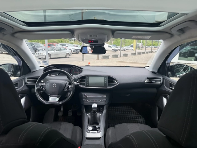 Peugeot 308 1.6 - автомобили, коли, обяви за нови и употребявани 9
