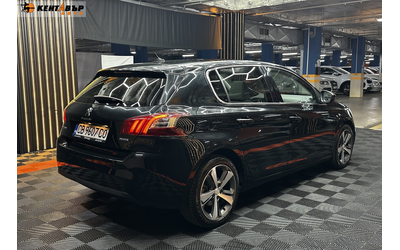 peugeot-308-avtomatik-hechbek-gt-line-panorama-garantsiya - 3