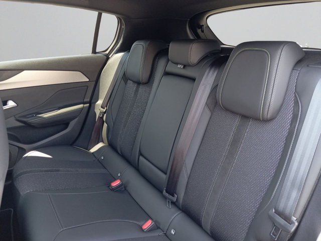 Peugeot 308  GT 1,5 BlueHDi 130 EAT8 EURO 6.4 - автомобили, коли, обяви за нови и употребявани 11