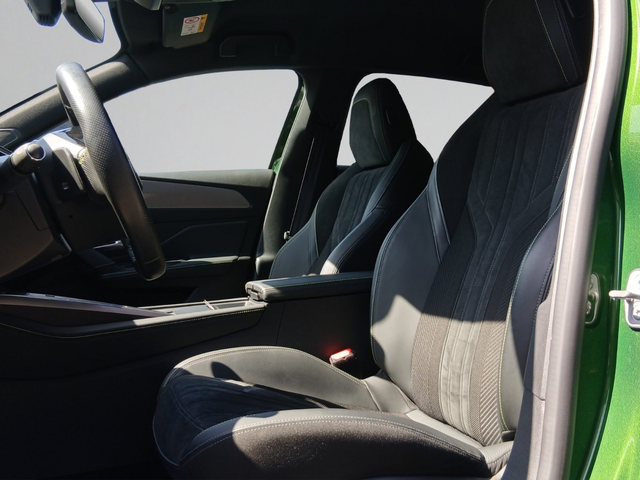 Peugeot 308 GT - автомобили, коли, обяви за нови и употребявани 9