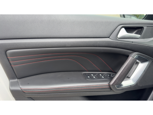 Peugeot 308 GT Line - автомобили, коли, обяви за нови и употребявани 15