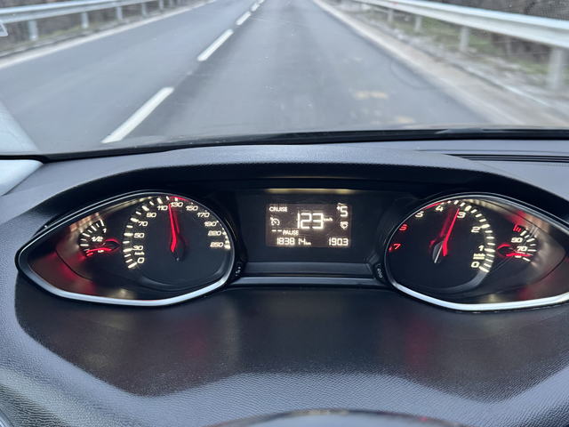 Peugeot 308 ЛИЗИНГ - автомобили, коли, обяви за нови и употребявани 8