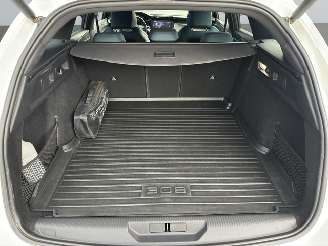 Peugeot 308 SW GT PACK 1,6 Plug-in HYBRID 2WD 225 e-EAT8 EURO 6 - автомобили, коли, обяви за нови и употребявани 11