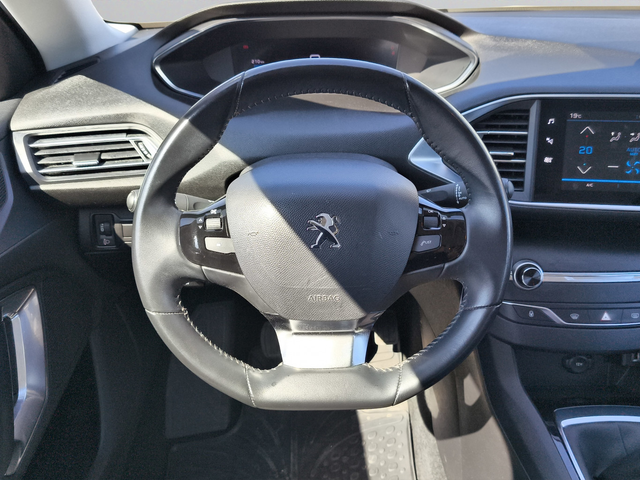 Peugeot 308 SW New Line UP ACTIVE 1,2 PureTech 110 BVM6 - автомобили, коли, обяви за нови и употребявани 9
