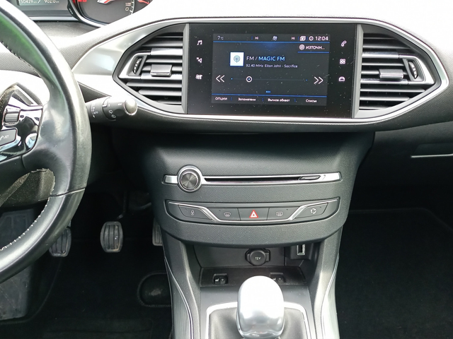 Peugeot 308 SW New Line UP ALLURE 1,5 BlueHDi 130 BVM6 - автомобили, коли, обяви за нови и употребявани 12