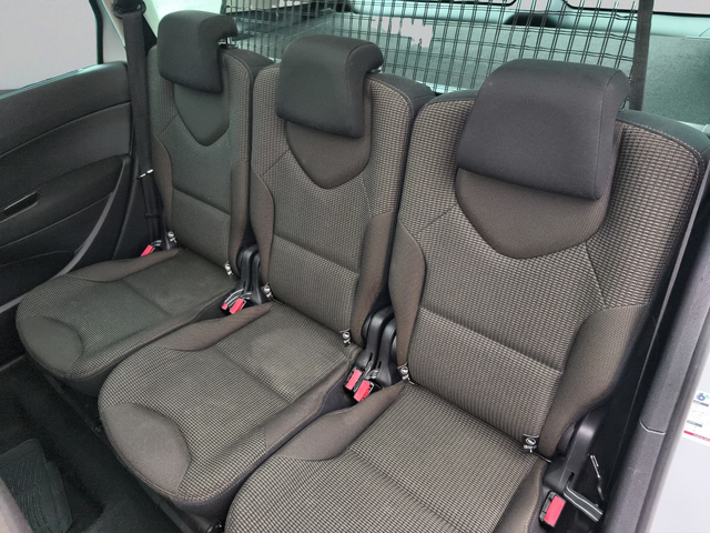 Peugeot 308 SW T7 SW ACTIVE 1.6HDi/92 BM5 - автомобили, коли, обяви за нови и употребявани 11