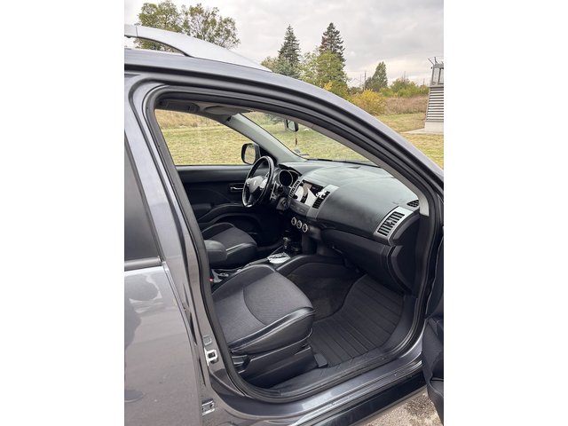 Peugeot 4007 2.4 - автомобили, коли, обяви за нови и употребявани 11