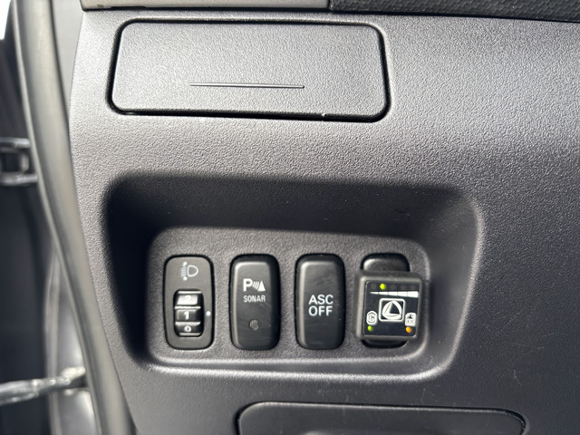 Peugeot 4007 2.4 - автомобили, коли, обяви за нови и употребявани 17