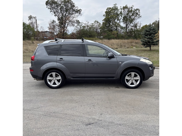Peugeot 4007 2.4 - автомобили, коли, обяви за нови и употребявани 2