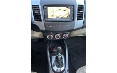 Peugeot 4007 2.2HDI 4WD AVTOMAT/NAVI/KOJA 6+ 1 EURO 4 - автомобили, коли, обяви за нови и употребявани 13