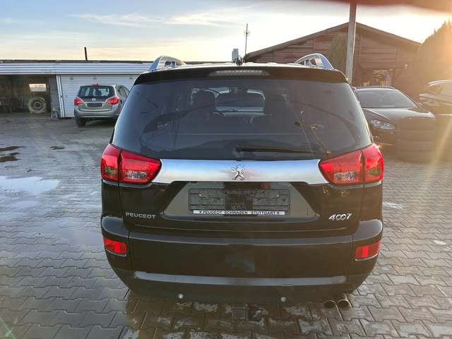 Peugeot 4007 2.2HDI 4WD AVTOMAT/NAVI/KOJA 6+ 1 EURO 4 - автомобили, коли, обяви за нови и употребявани 6