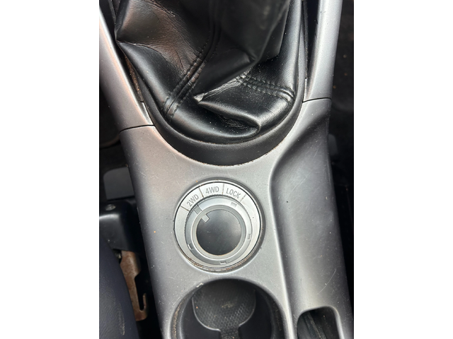 Peugeot 4007 2.2HDI 4WD NAVI/KOJA 6+ 1 EURO 4 - автомобили, коли, обяви за нови и употребявани 14