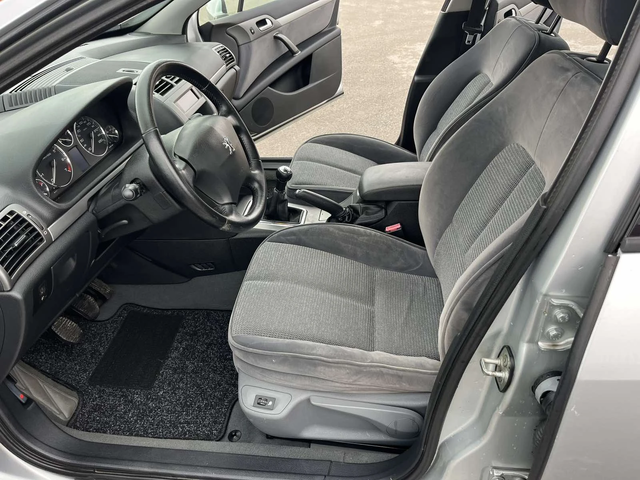 Peugeot 407 2.0I 136кс EURO 4 КЛИМАТРОНИК ПОДГРЕВ ПАРКТРОНИК - автомобили, коли, обяви за нови и употребявани 7