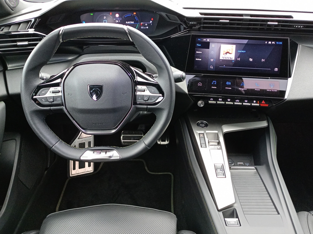 Peugeot 408 GT 1,6 Plug-in HYBRID 2WD 180 e-EAT8 EURO 6.4 - автомобили, коли, обяви за нови и употребявани 13