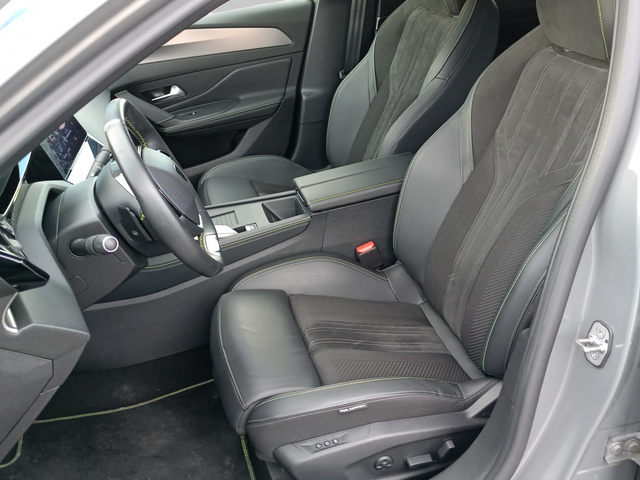Peugeot 408 GT 1,6 Plug-in HYBRID 2WD 225 e-EAT8 EURO 6.4 - автомобили, коли, обяви за нови и употребявани 9