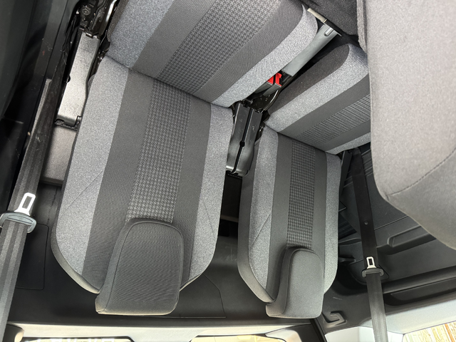 Peugeot 5008 1.5 / 6+ 1 места / Автомат / ЛИЗИНГ - автомобили, коли, обяви за нови и употребявани 19