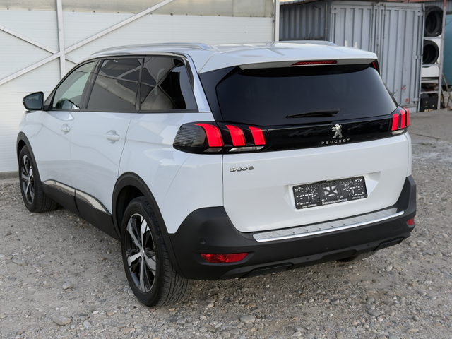 Peugeot 5008 1.5 HDI Навигация/Digital/Камера/Ambient/Лизинг - автомобили, коли, обяви за нови и употребявани 5