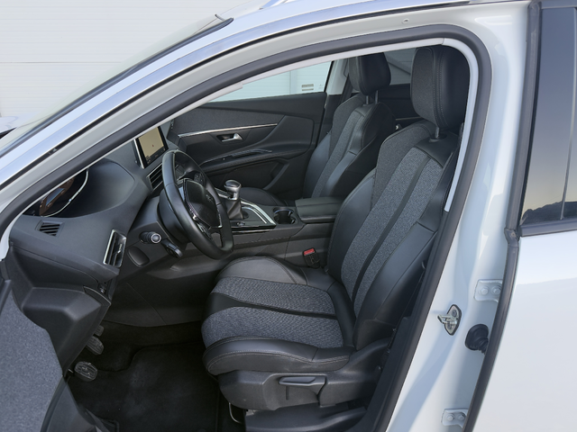 Peugeot 5008 1.5 HDI Навигация/Digital/Камера/Ambient/Лизинг - автомобили, коли, обяви за нови и употребявани 8