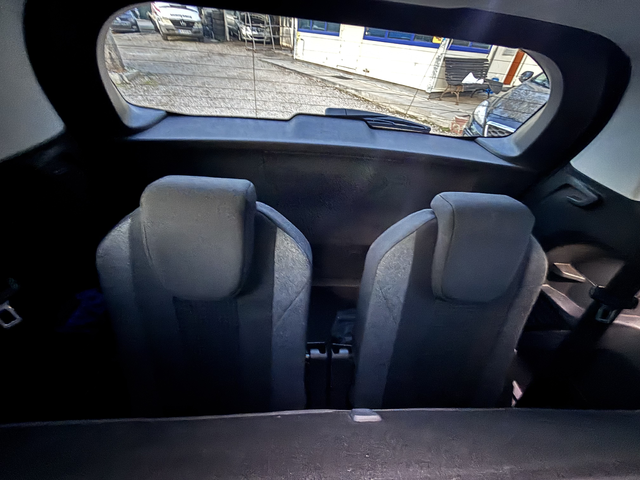 Peugeot 5008 1.6 HDI - автомобили, коли, обяви за нови и употребявани 10