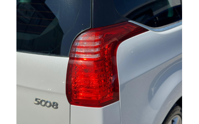 peugeot-5008-1-6hdi-sobstven-lizing-barter-byala-perla - 4