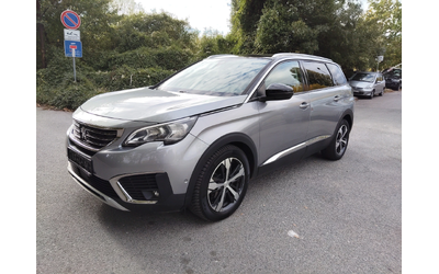 peugeot-5008 - 1