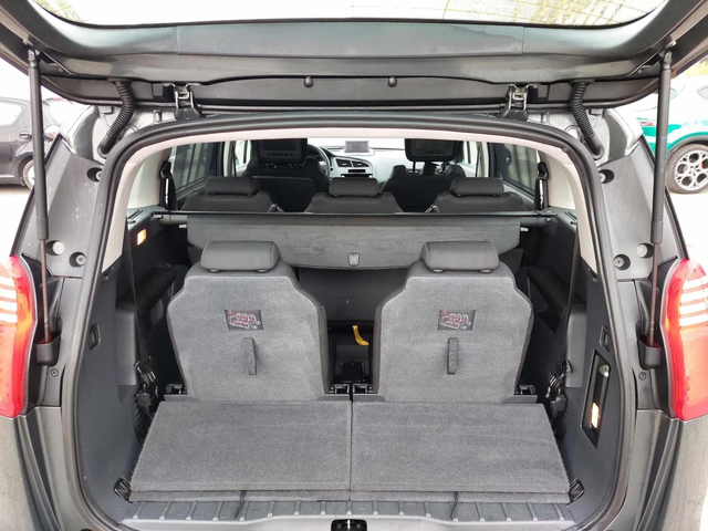 Peugeot 5008 2, 0HDI 150ps 7МЕСТА - автомобили, коли, обяви за нови и употребявани 12