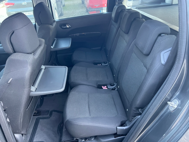 Peugeot 5008 2.0 HDI 150к.с. 7-местна - автомобили, коли, обяви за нови и употребявани 12