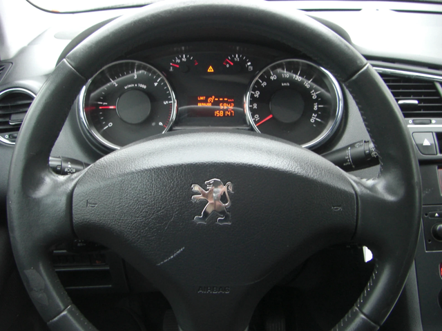 Peugeot 5008 1.6HDI 6ck.KLIMATRONIK - автомобили, коли, обяви за нови и употребявани 10