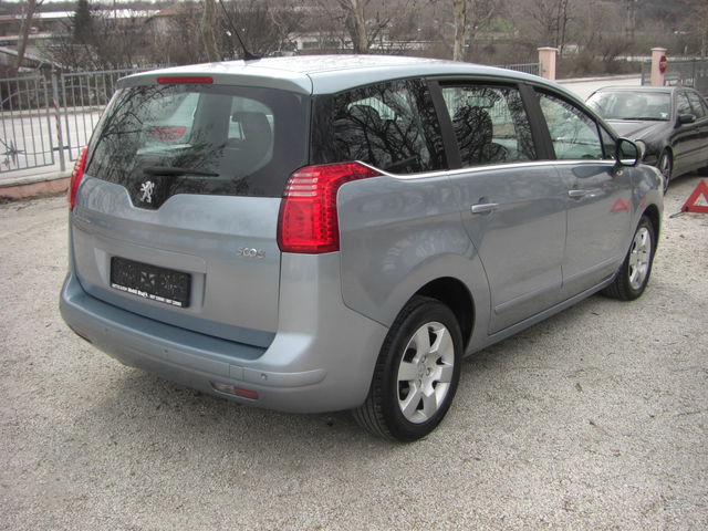 Peugeot 5008 1.6HDI 6ck.KLIMATRONIK - автомобили, коли, обяви за нови и употребявани 4