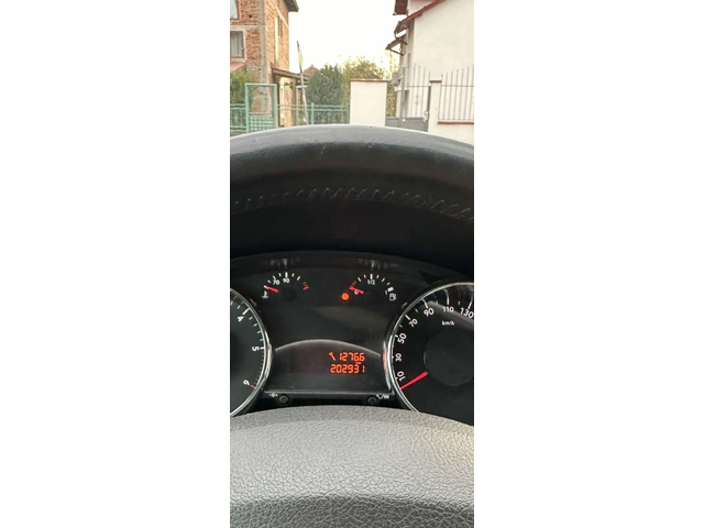 Peugeot 5008 - автомобили, коли, обяви за нови и употребявани 11