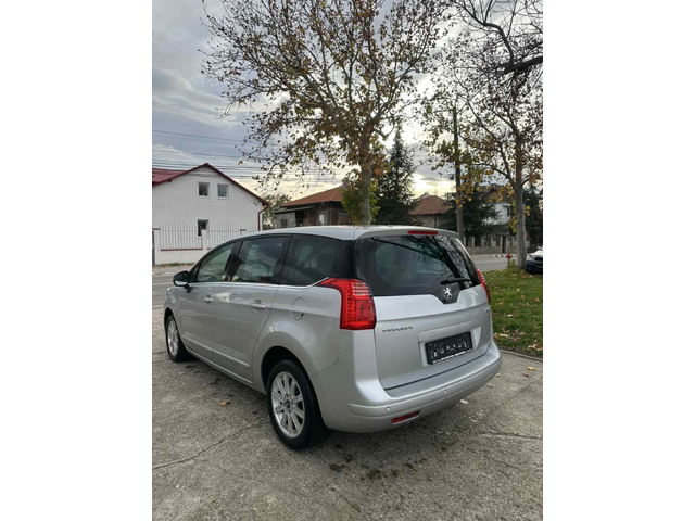 Peugeot 5008 - автомобили, коли, обяви за нови и употребявани 4