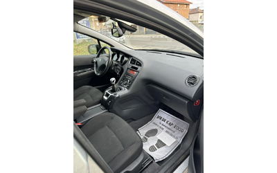 Peugeot 5008 - автомобили, коли, обяви за нови и употребявани 9