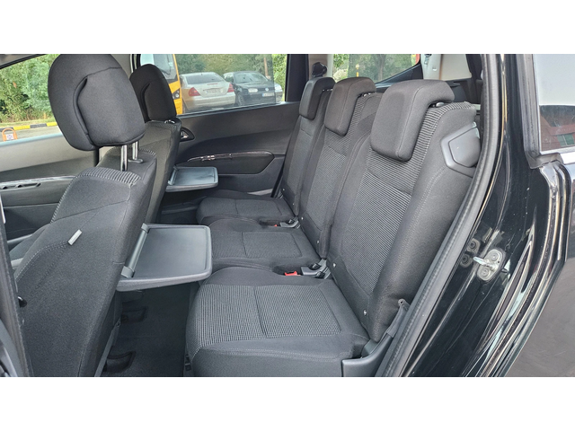 Peugeot 5008 1.6 Hdi 7mesta/Klimatron/6skorosti - автомобили, коли, обяви за нови и употребявани 13