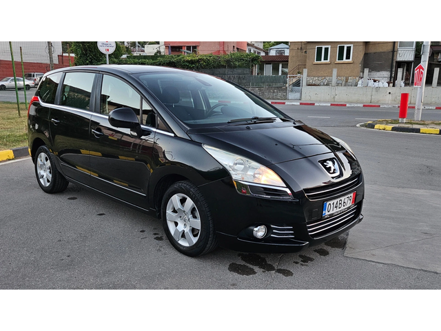 Peugeot 5008 1.6 Hdi 7mesta/Klimatron/6skorosti - автомобили, коли, обяви за нови и употребявани 7