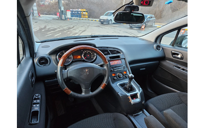 Peugeot 5008 1.6 Hdi Klimatronik/Euro-5A - автомобили, коли, обяви за нови и употребявани 8