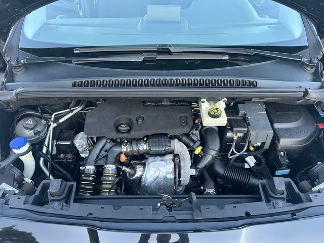 Peugeot 5008 1.6HDI 112kc PANO NAVI - автомобили, коли, обяви за нови и употребявани 16