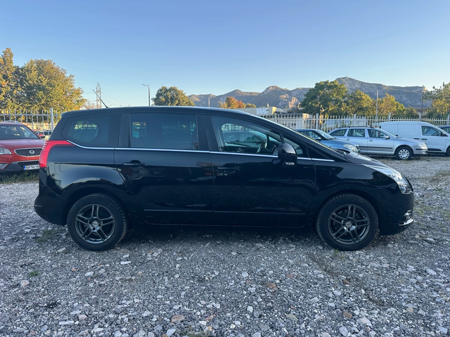 Peugeot 5008 1.6HDI 112kc PANO NAVI - автомобили, коли, обяви за нови и употребявани 1