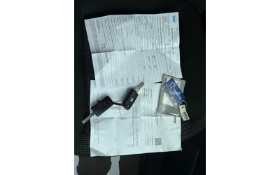 Peugeot 5008 1.6 HDI * * РЕАЛЕН ПРОБЕГ* * СЕРВИЗНА ИСТОРИЯ * * - автомобили, коли, обяви за нови и употребявани 14