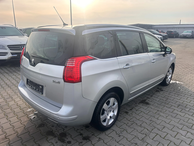 Peugeot 5008 2.0HDI NAVI/PANORAMA 6+ 1 EURO 5 - автомобили, коли, обяви за нови и употребявани 5