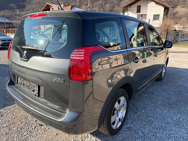 Peugeot 5008 1.6HDI 6 ck 7 Местен ITALIA - автомобили, коли, обяви за нови и употребявани 5